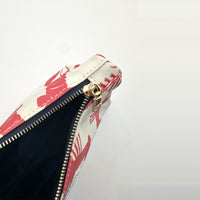 The Makeup Bag, Lobster Bake