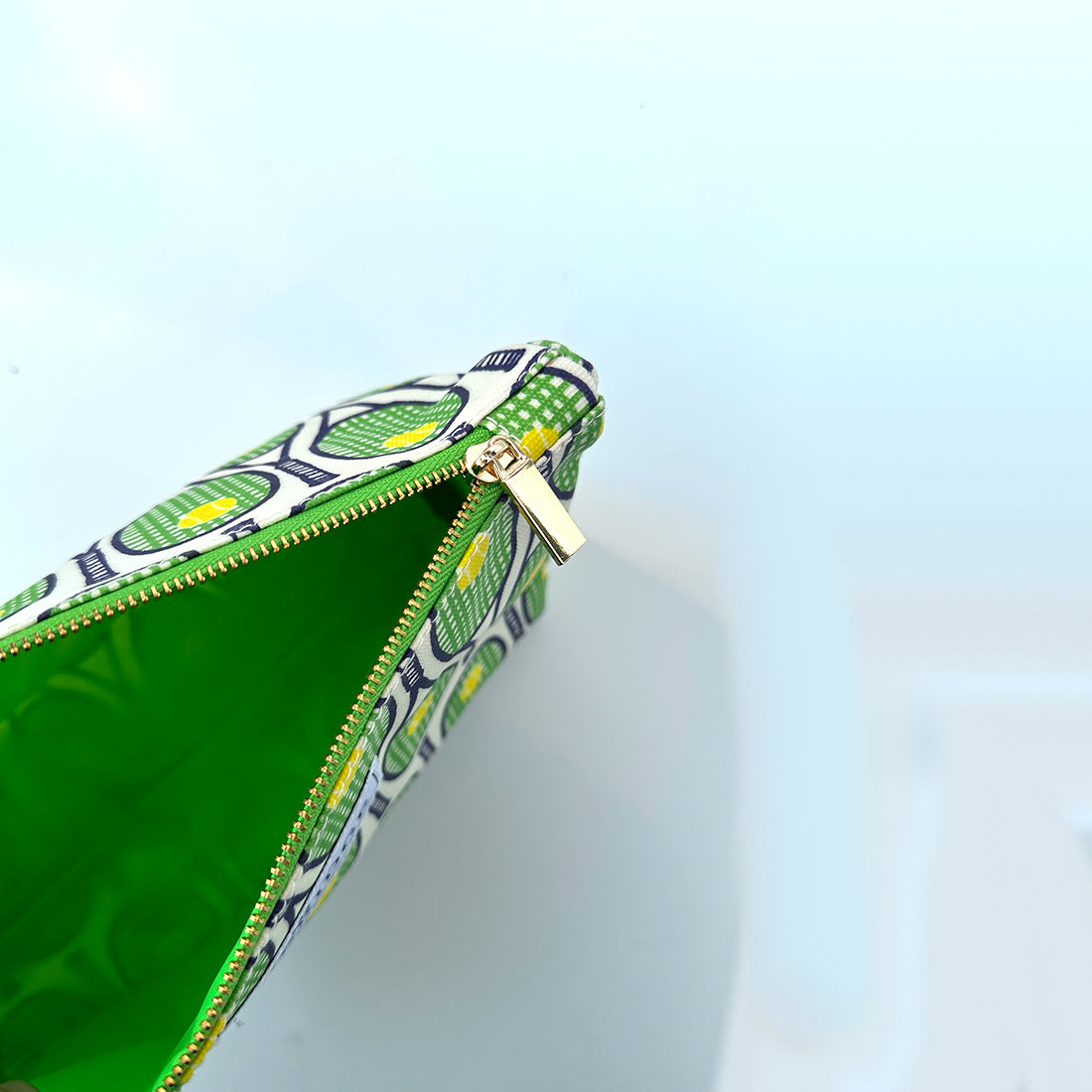 The Makeup Bag, Tennis 2