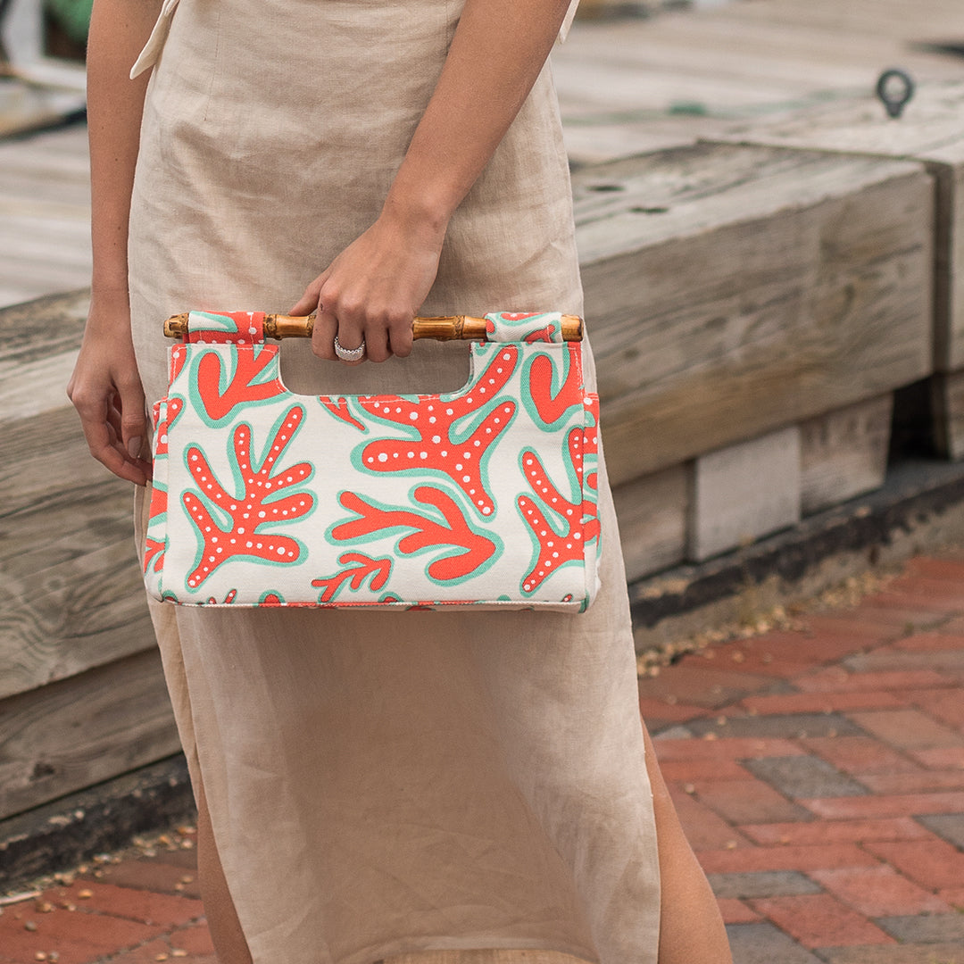The Bamboo Clutch, Crazy Coral