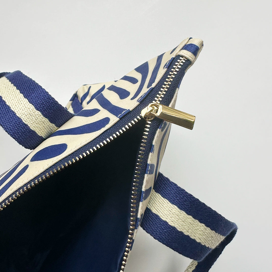 The Mini Tote, Les Lignes - Thumbnail 3