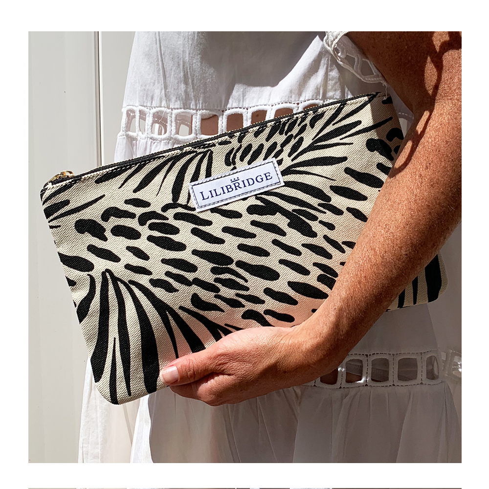 The Lilibridge Clutch, Sea Feather Black