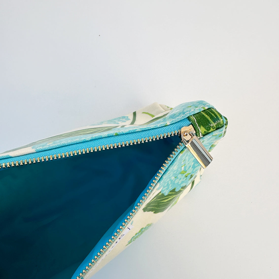 The Makeup Bag, Hydrangea Blue